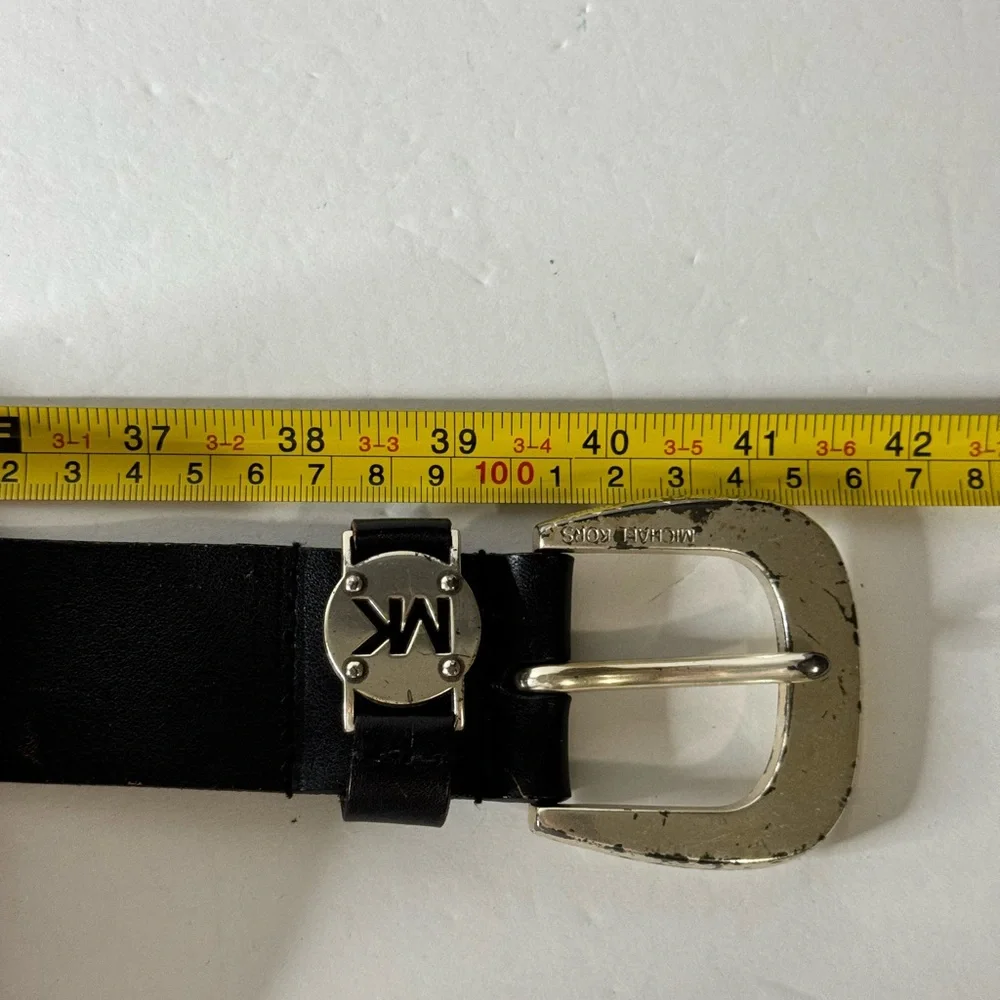 Vintage Michael Kors Belt Size M Pebbled Leather Black 554749 Distressed